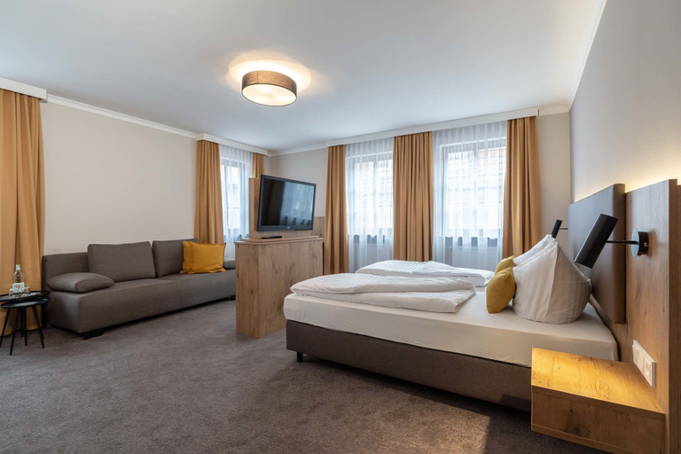 Bedroom 2, Hotel Ritter Jörg, Würzburg