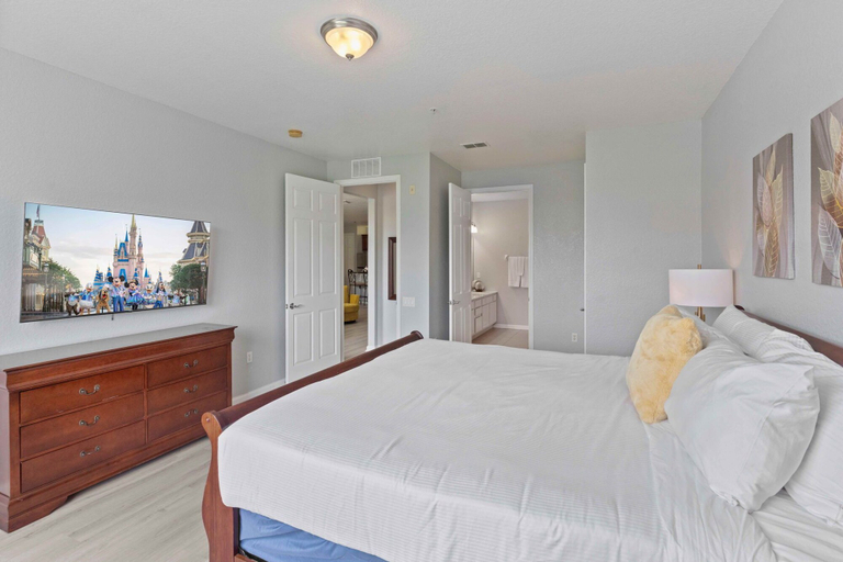 Bedroom 3, 4804 Cayview Avenue #305, Orange
