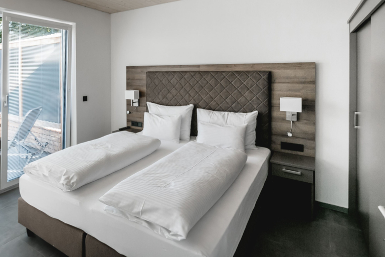 Bedroom 3, Hotel Stroblerhof, Salzburg Umgebung