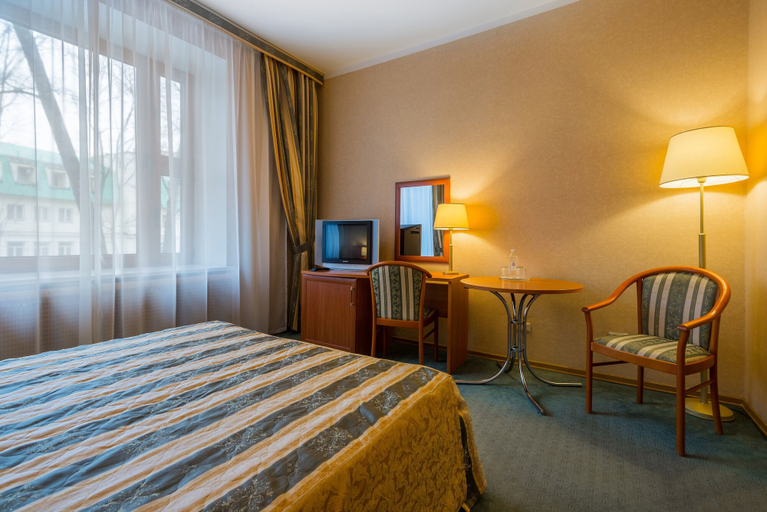 Bedroom 3, Arbat Hotel, Central