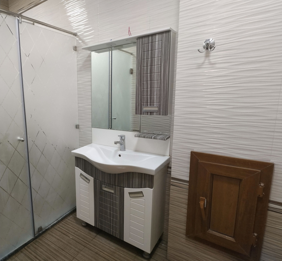 Bathroom, Bakuvi Tourist Apartment B219, Baku