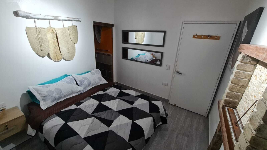 Bedroom 2, Athaka'i, Concepción