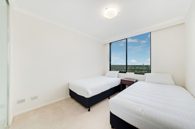 Bedroom 3, Wyndel Apartments - Herbert, Sydney