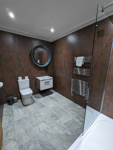 Bathroom 4, The Scot, Argyll and Bute