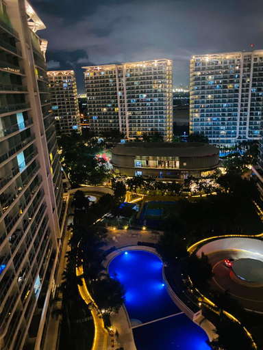 2, AZURE STAYCATION BY BUDDIES , Parañaque
