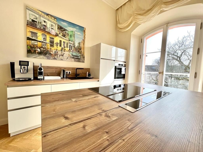 Dining Room 8