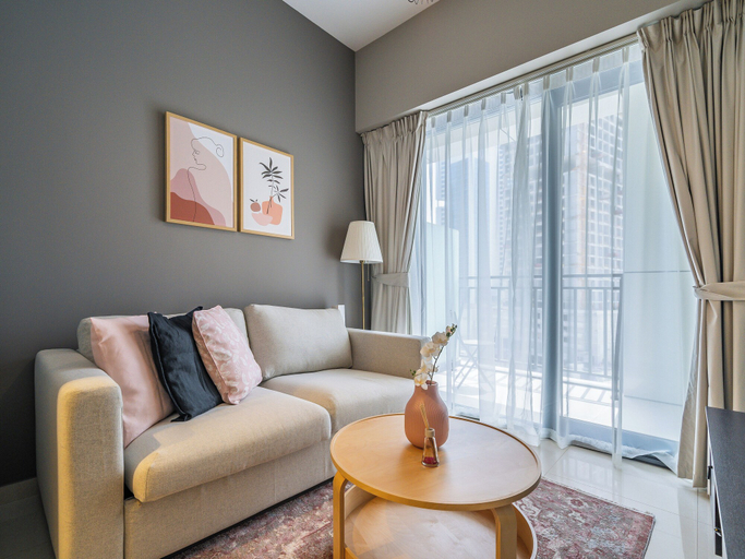 Others 2, Business Bay's Coziest Hideaway With Balcony, Dubai