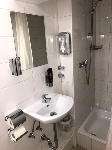 Bathroom 5, Hotel Moji, Köln