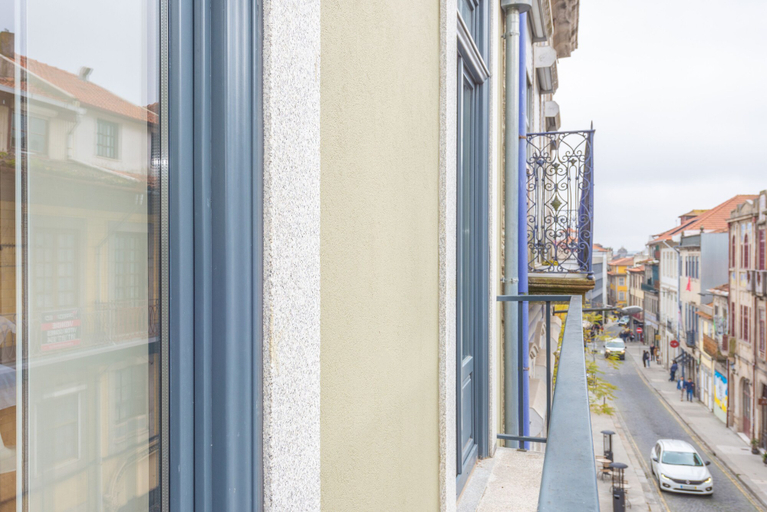 Exterior & Views 2, 12 Sweet Caroline, Porto