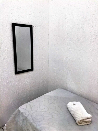 Bathroom 3, Duque Hostel, Belém