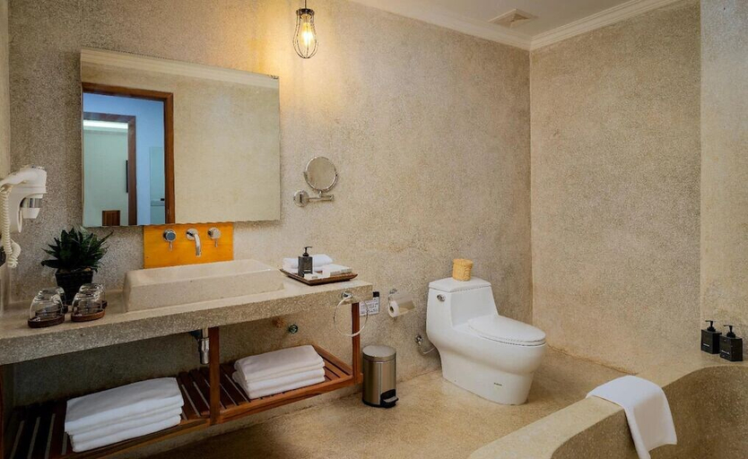 Bathroom, Odyssey Tara , Siem Reap