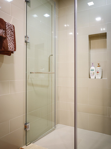 Bathroom 3, The Ocean Suites - A504 Tower A, Da Nang