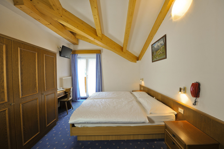 Bedroom 3, Cristallo, Trento