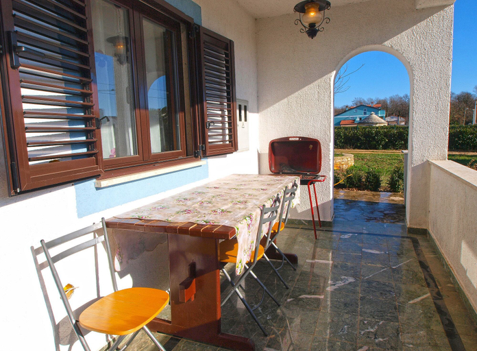 Others 5, Apartment 879, Poreč