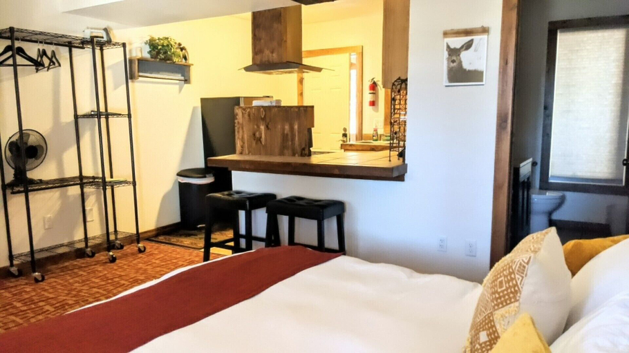 Bedroom 3, The Green Mountain Falls Lodge, El Paso
