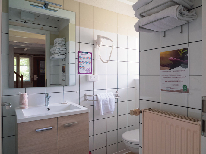Bathroom, Les Loges de l'Ecomusée D'Alsace, Haut-Rhin