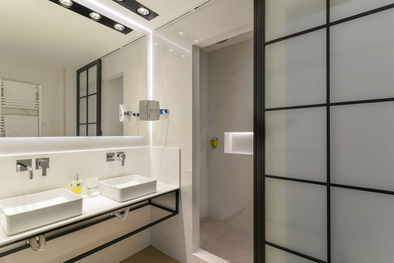Bathroom 4, Kastro Hotel, Crete