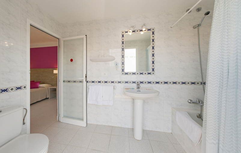 Bathroom 5, Hostal Marí, Baleares