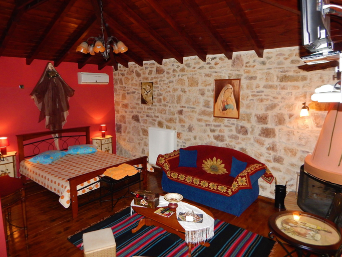 Bedroom 2, Arhontiko Kordopati Traditional Guesthouse, Peloponnese