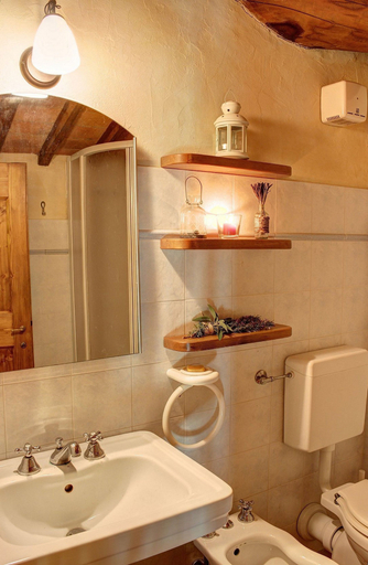 Bathroom 3, Agriturismo Casavecchia, Florence