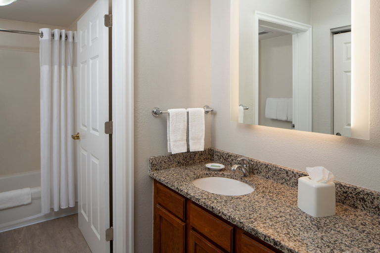 Bathroom 5, Residence Inn Charleston Riverview, Charleston