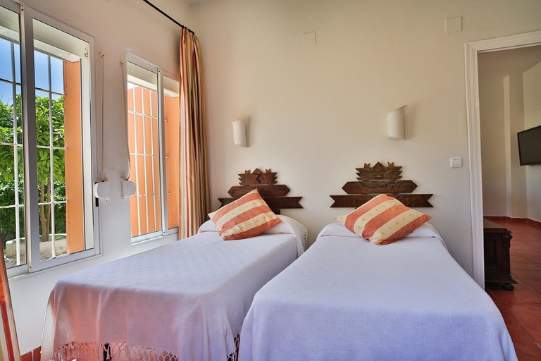 Bedroom 5, Hotel Madreselva, Cádiz
