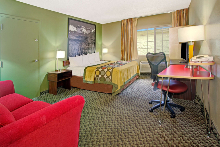 Bedroom 3, Super 8 by Wyndham Wheat Ridge/Denver West, Jefferson