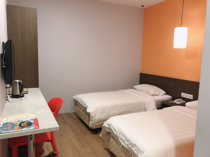 Bedroom 9