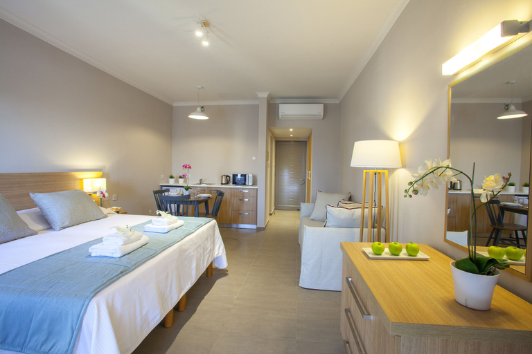 Bedroom 3, Louis St Elias Resort & Waterpark