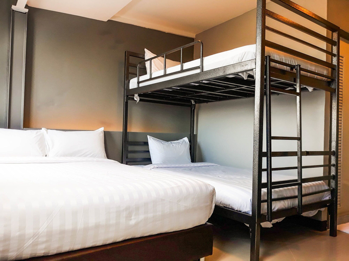 Bedroom 3, Lux Rooms Night Bazaar, Muang Chiang Mai