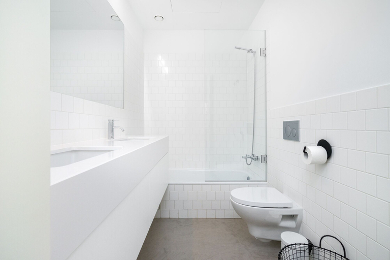 Bathroom 3, LS48 Prime Location Luxury Duplex, Lisbon