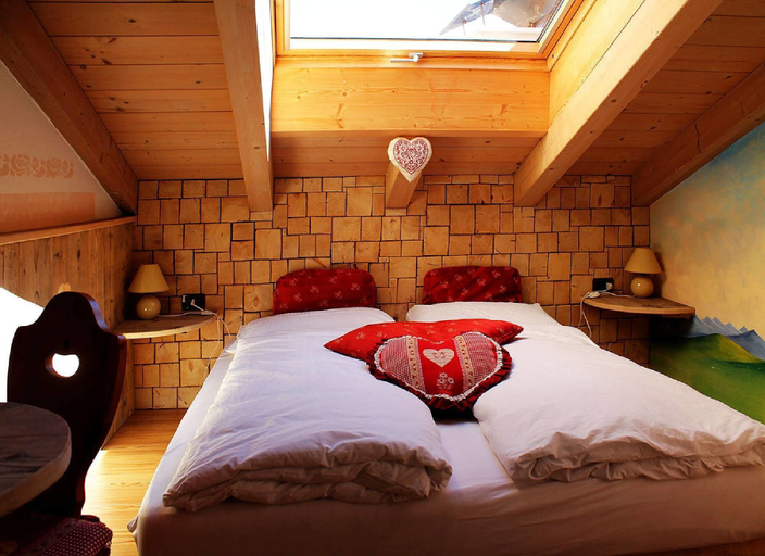 Bedroom 2, HOTEL SALVANEL BOSCHETTO ROLAND DI DAPRA’ MARIA MADDALENA, Trento