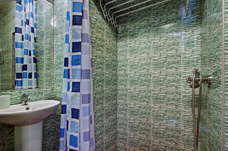 Bathroom 2, STN Apartments on Grafskiy, Sankt-Peterburg gorsovet
