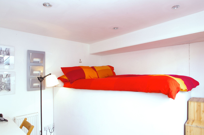 Bedroom 2, The London Agent Camden Photo Library, London