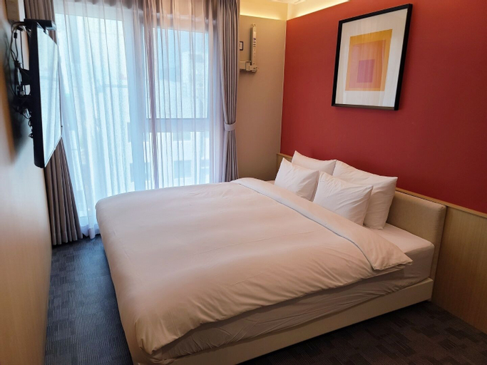 Bedroom 14