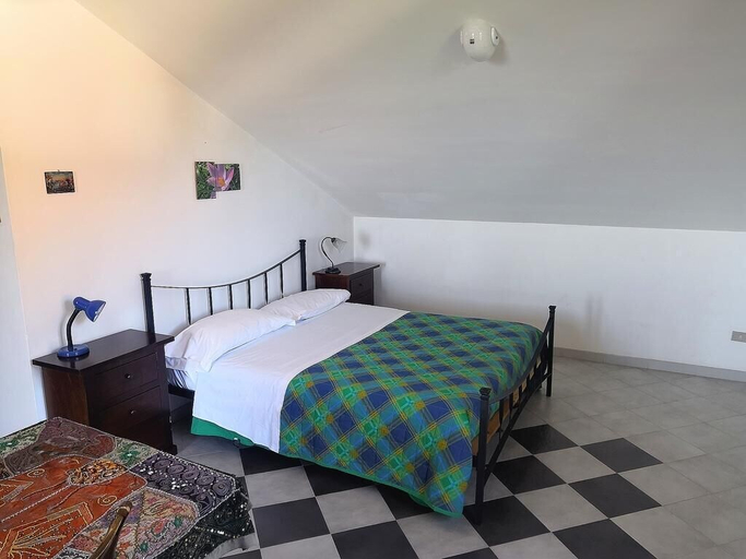 Bedroom 2, Agriturismo Il Castagno, Napoli