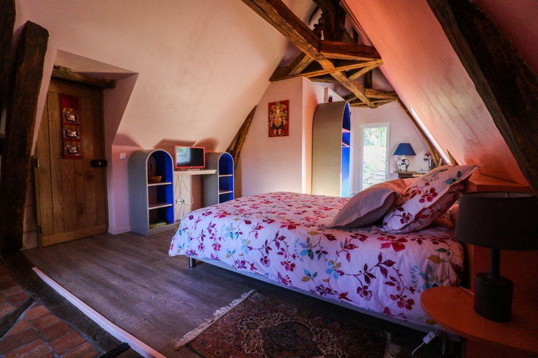 Bedroom 4, Les Voies Blanches, Indre-et-Loire