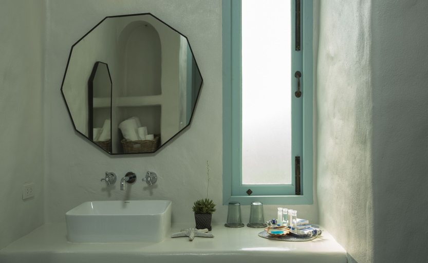 Bathroom 3, Resort de Paskani, Hua Hin