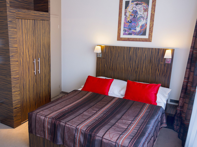 Bedroom 3, EA Hotel Crystal Palace, Praha 1