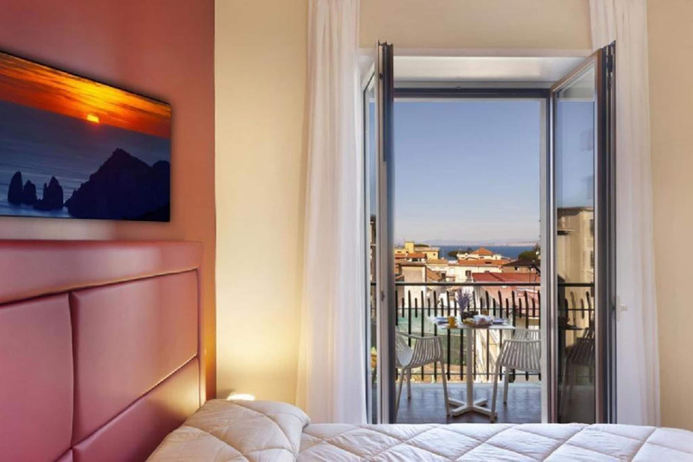 Bedroom 4, Parco Tasso Guest House, Napoli