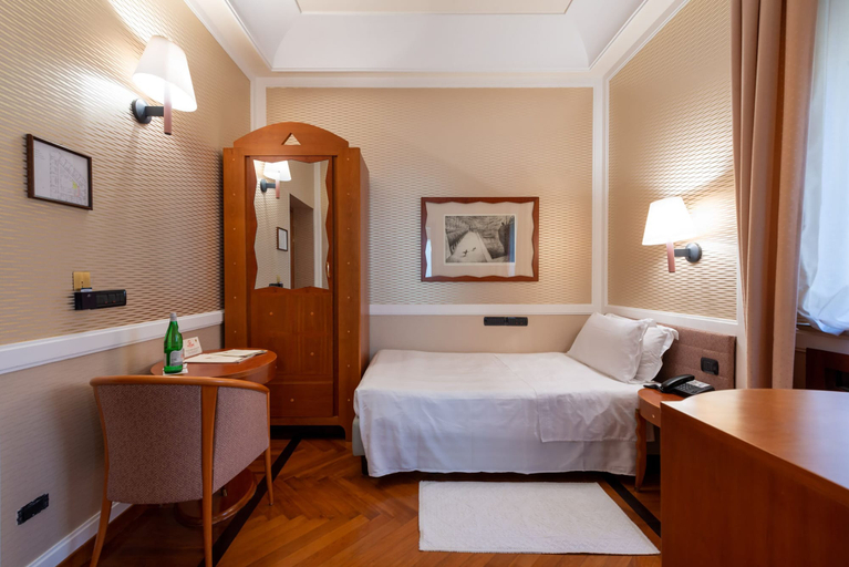 Bedroom 2, Grand Hotel Ortigia Siracusa, Syracuse