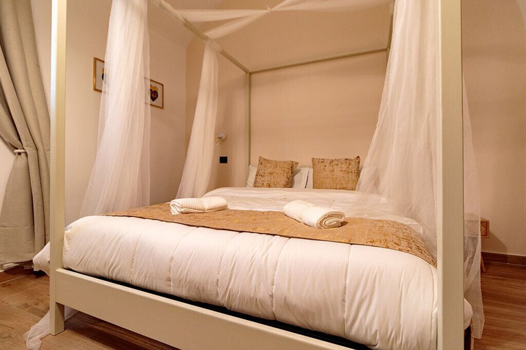 Bedroom 3, Siculis, Catania