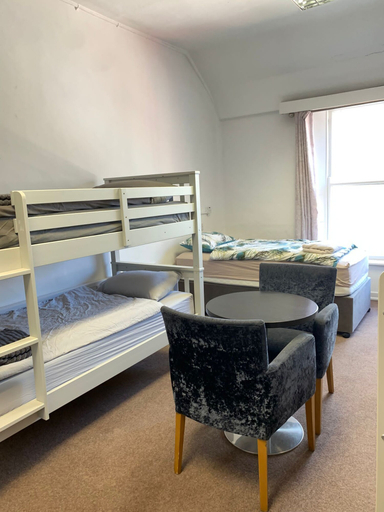 Bedroom 2, Eden Quay Lodge, Dublin