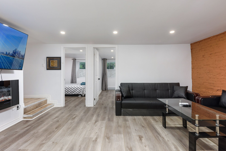 Others 5, 3 Bedroom Loft in Downtown Free parking, Montréal