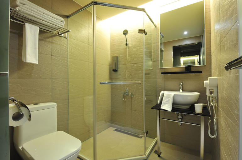 Bedroom 5, Forward Suites II, New Taipei City