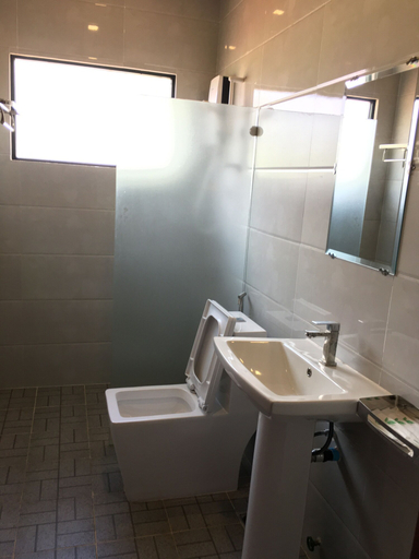 Bathroom, Rattanakvisal Boutique, Saen Monourom