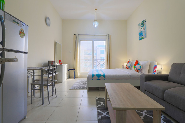Living room, OYO 264 Home Cordoba Palace 607 Studio, Dubai