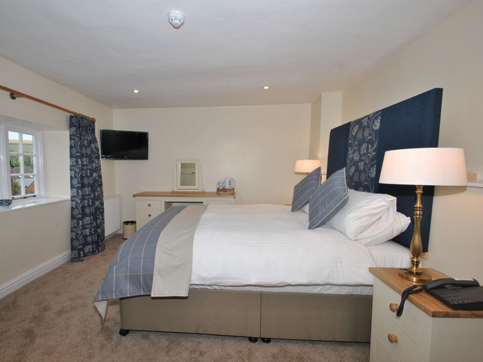 Bedroom 2, The Hood Arms, Somerset
