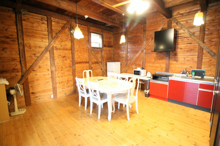 Dining Room 7