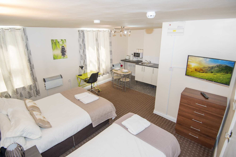 Bedroom 2, Bradford City Apartments Flat 73, Bradford